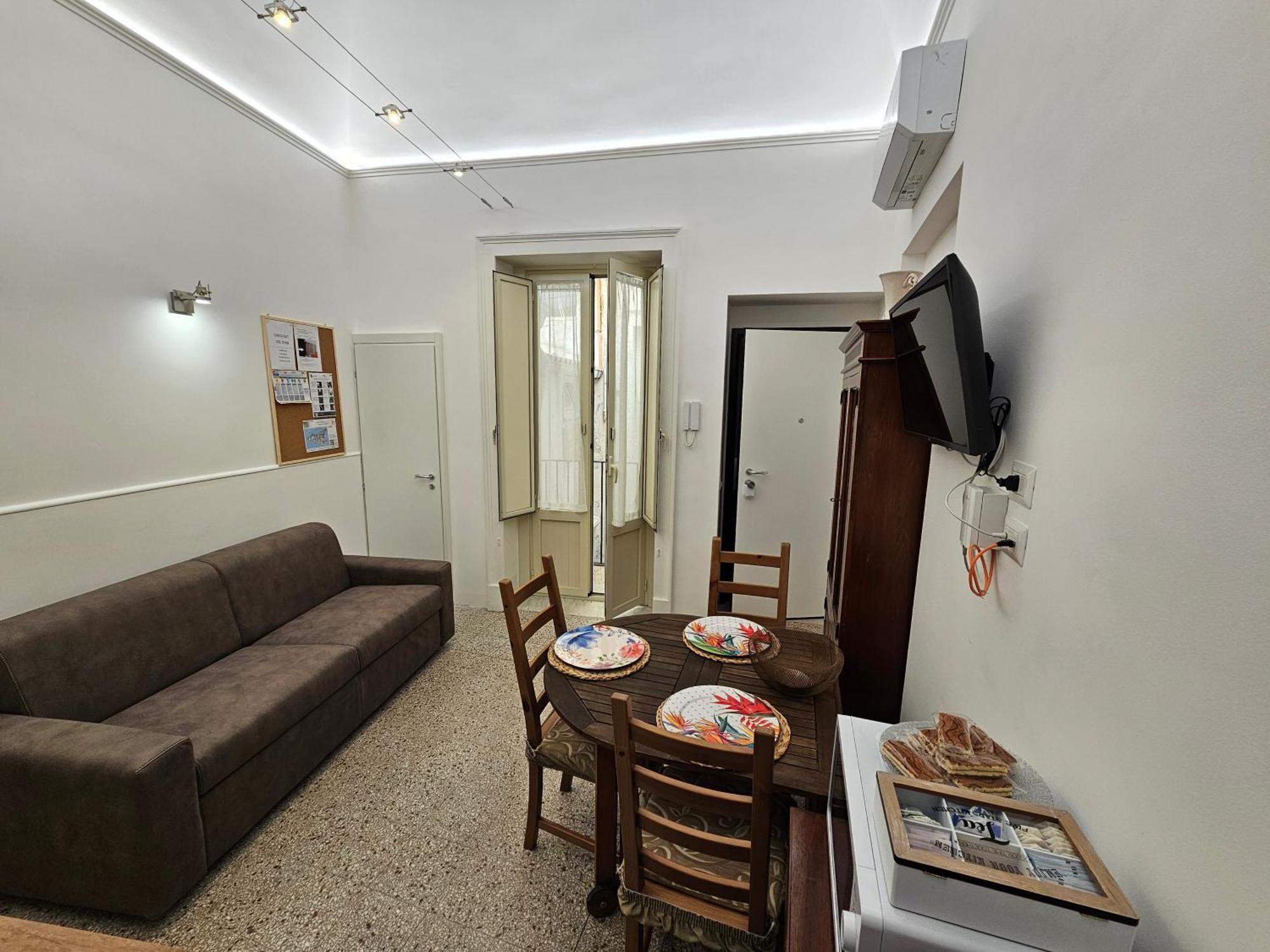 Grey House Apartments Катания Экстерьер фото