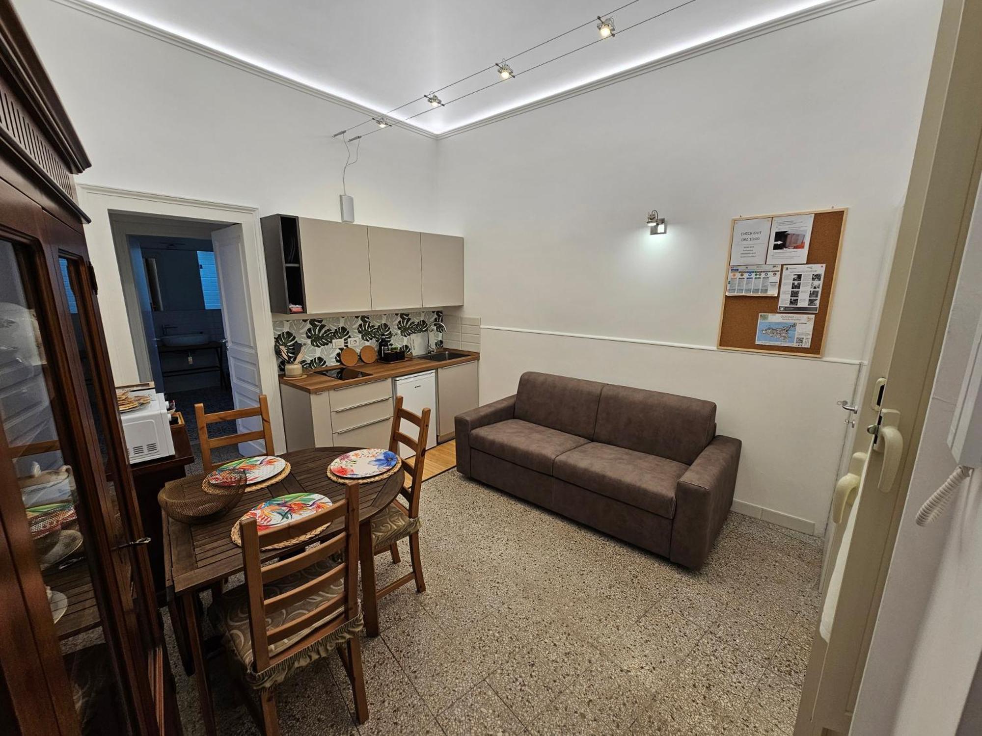 Grey House Apartments Катания Экстерьер фото